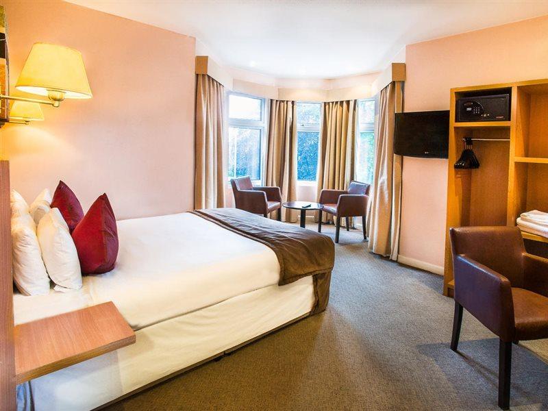 The Luton Hotel Esterno foto