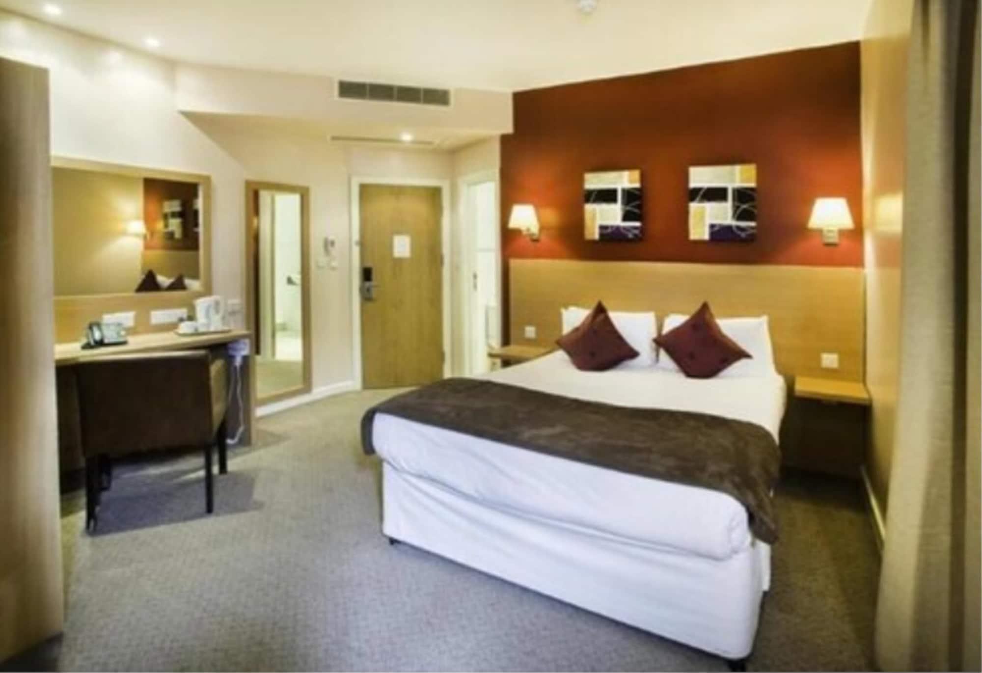 The Luton Hotel Esterno foto