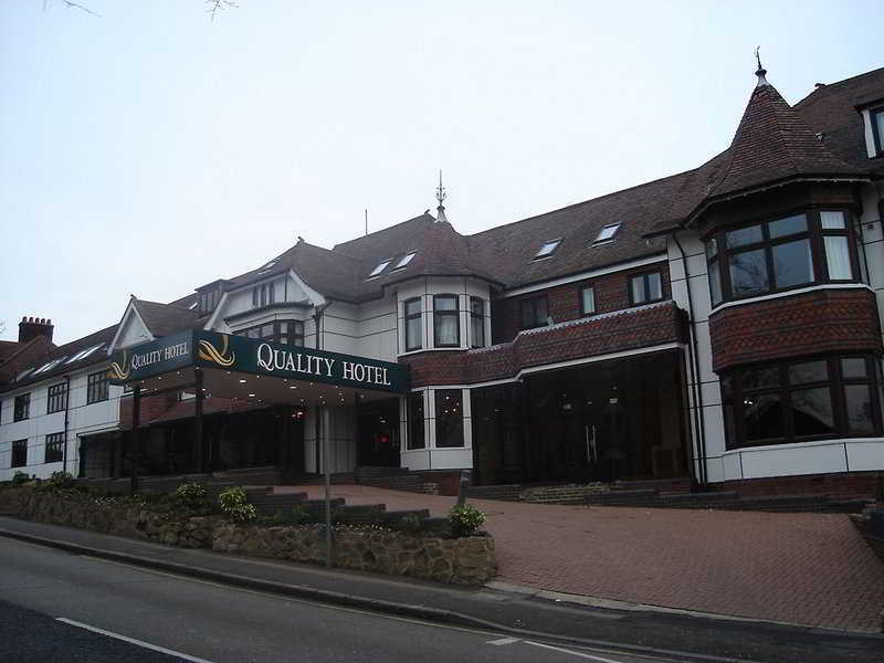 The Luton Hotel Esterno foto